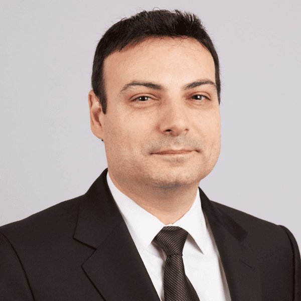 Headshot of Mark Camillo