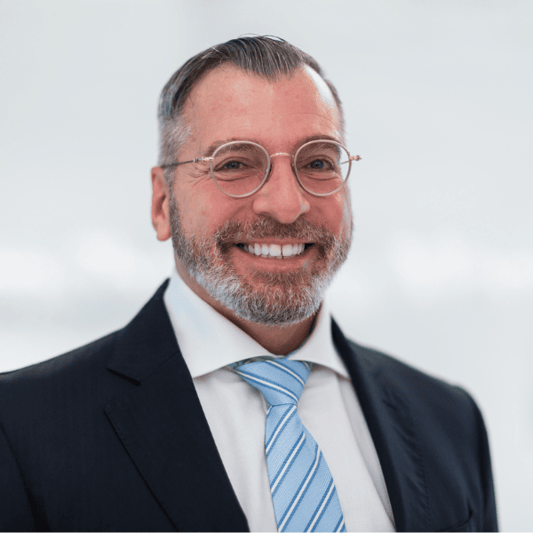 Headshot of Bruce Dmytrow