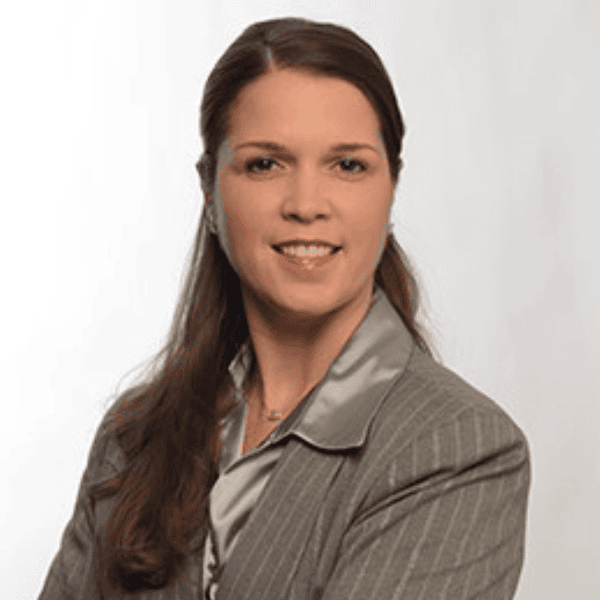 Headshot of Robin Ann Nowicki for the 2025 PLUS Conference