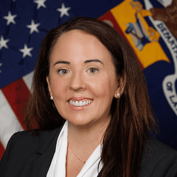 Courtney Walter Headshot