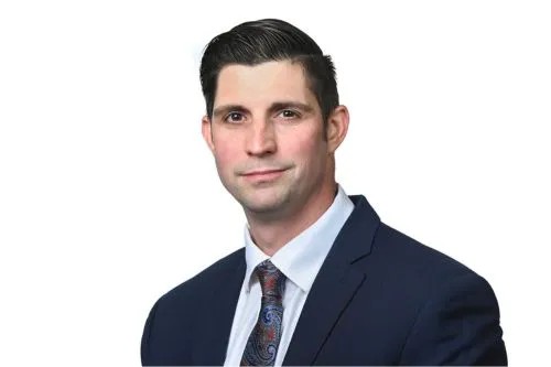 Headshot of Justin Kavalir