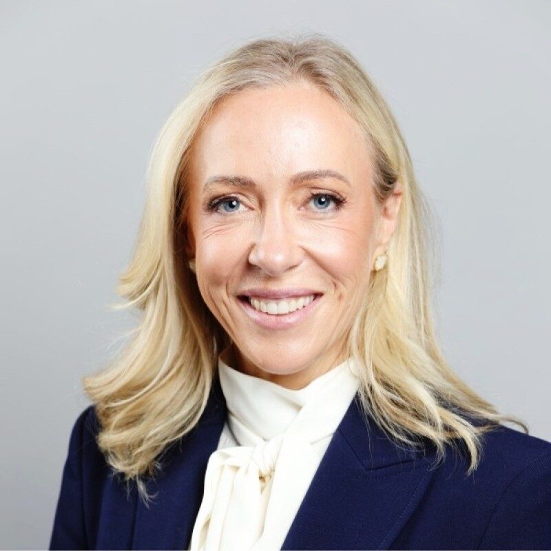 Sarah Abrams Headshot