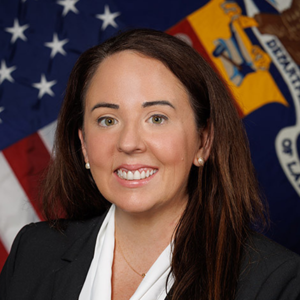 Courtney Walter Headshot