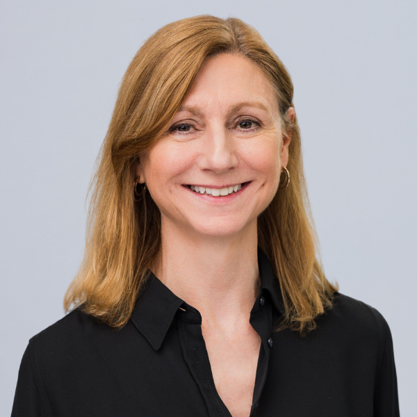 headshot of Dana Cuoco