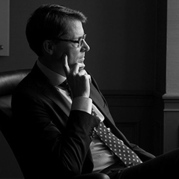 Headshot of Geoffrey Johnson