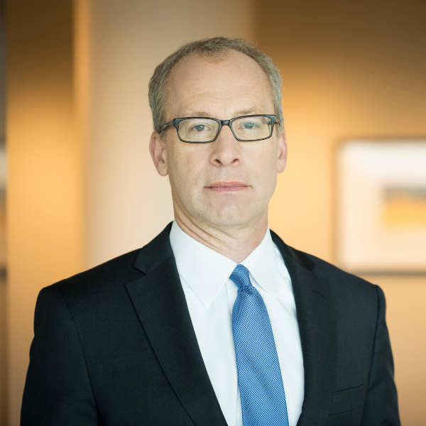 Lars Golumbic_headshot