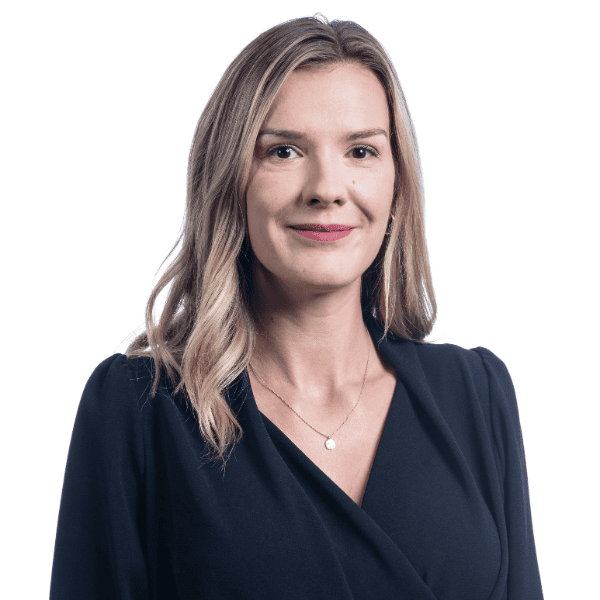 Headshot of Monica Tigleanu