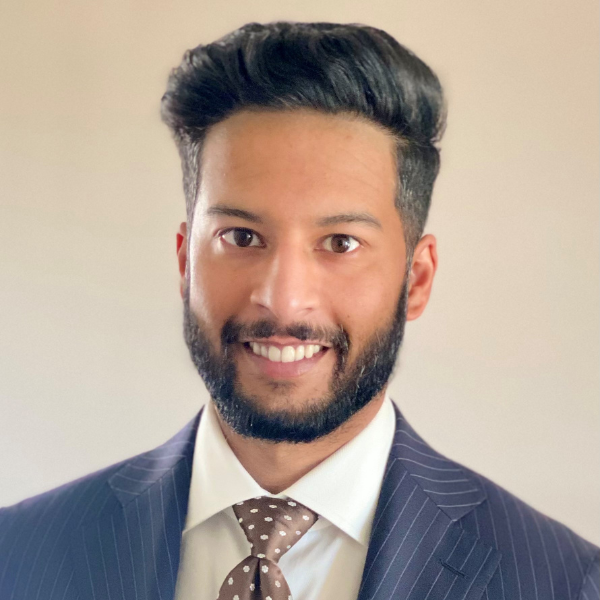 Headshot of Nisar Siddiqui