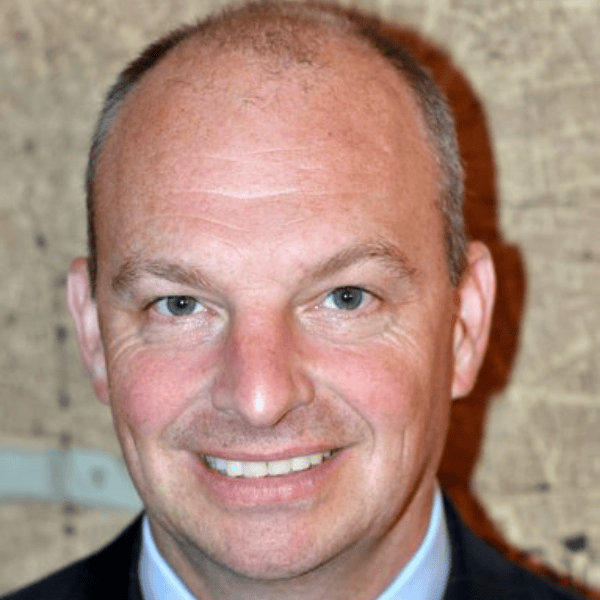 Headshot of Simon Beynon