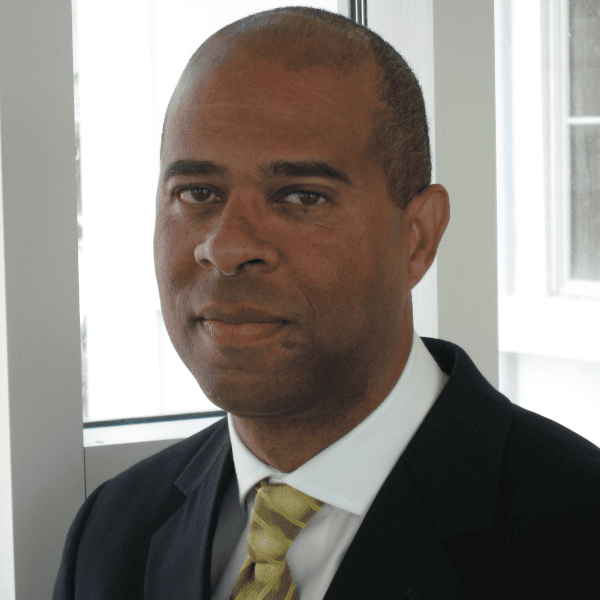 Headshot of Stephen Jones