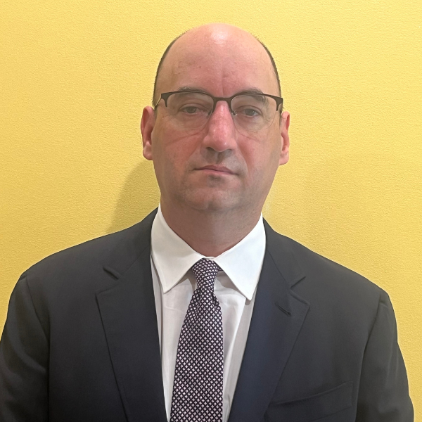 Thomas Lookstein headshot