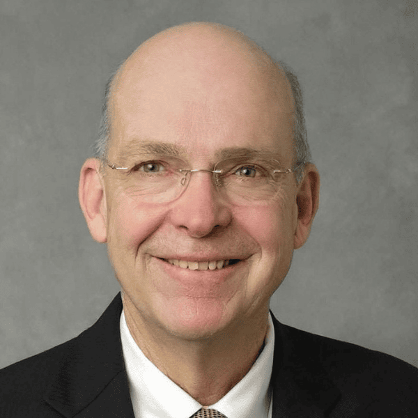 Thomas Rueter Headshot